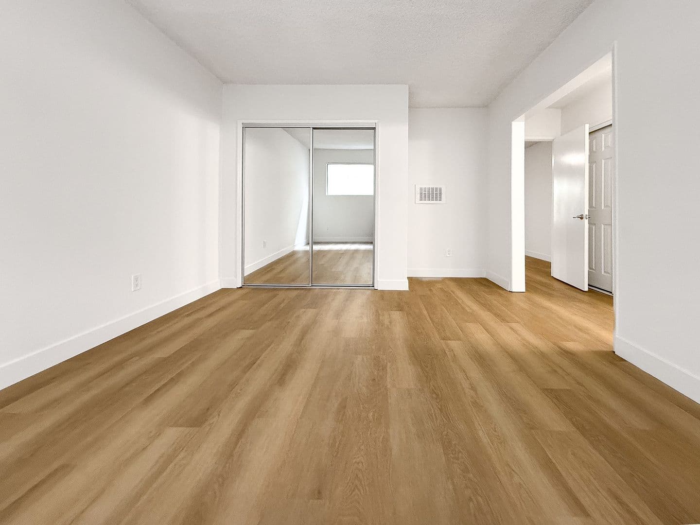 Woodland Hills Apartment: 5480 Quakertown Ave
