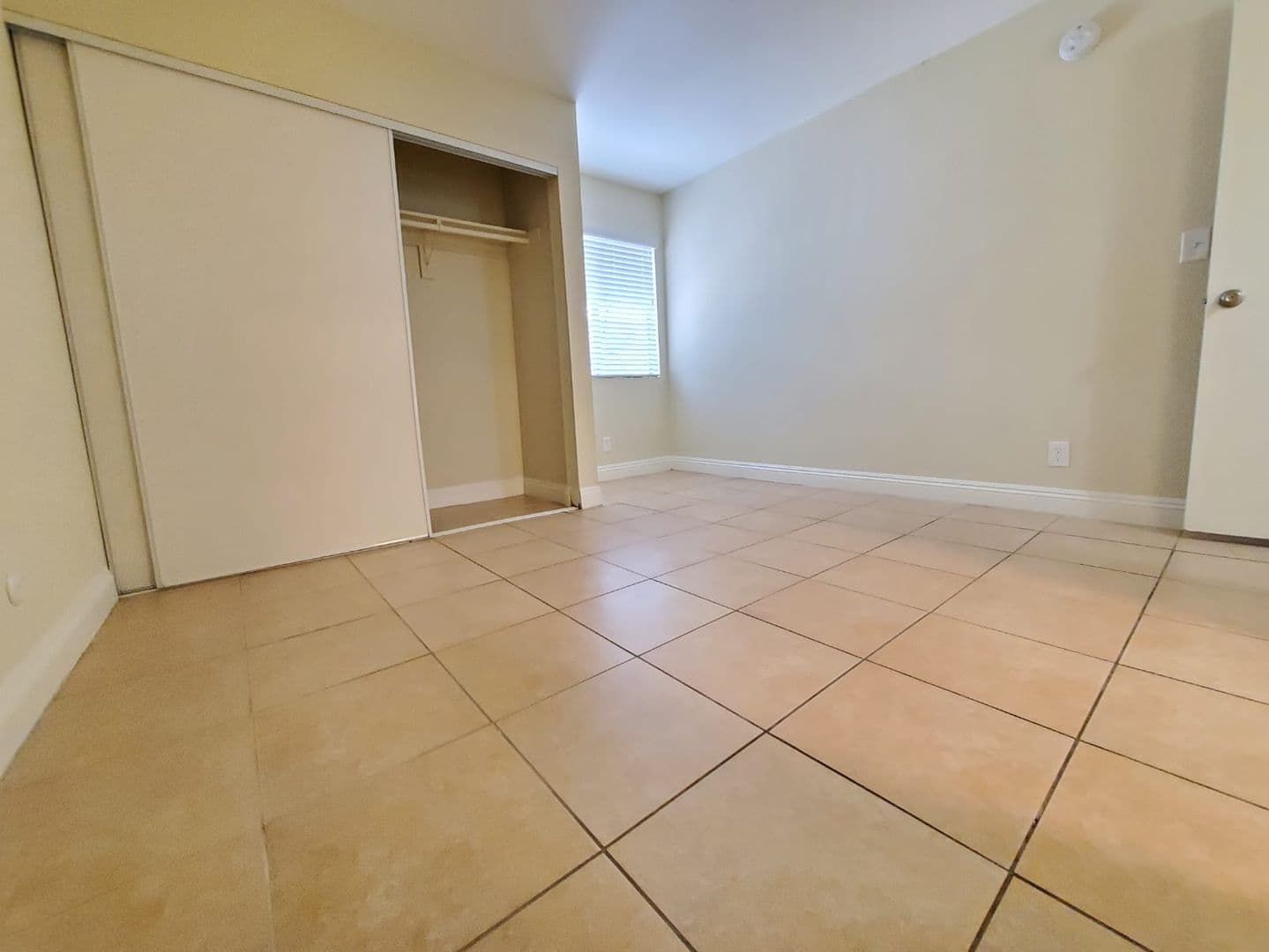 Canyon Country Apartment: 27301 Whites Canyon Road
