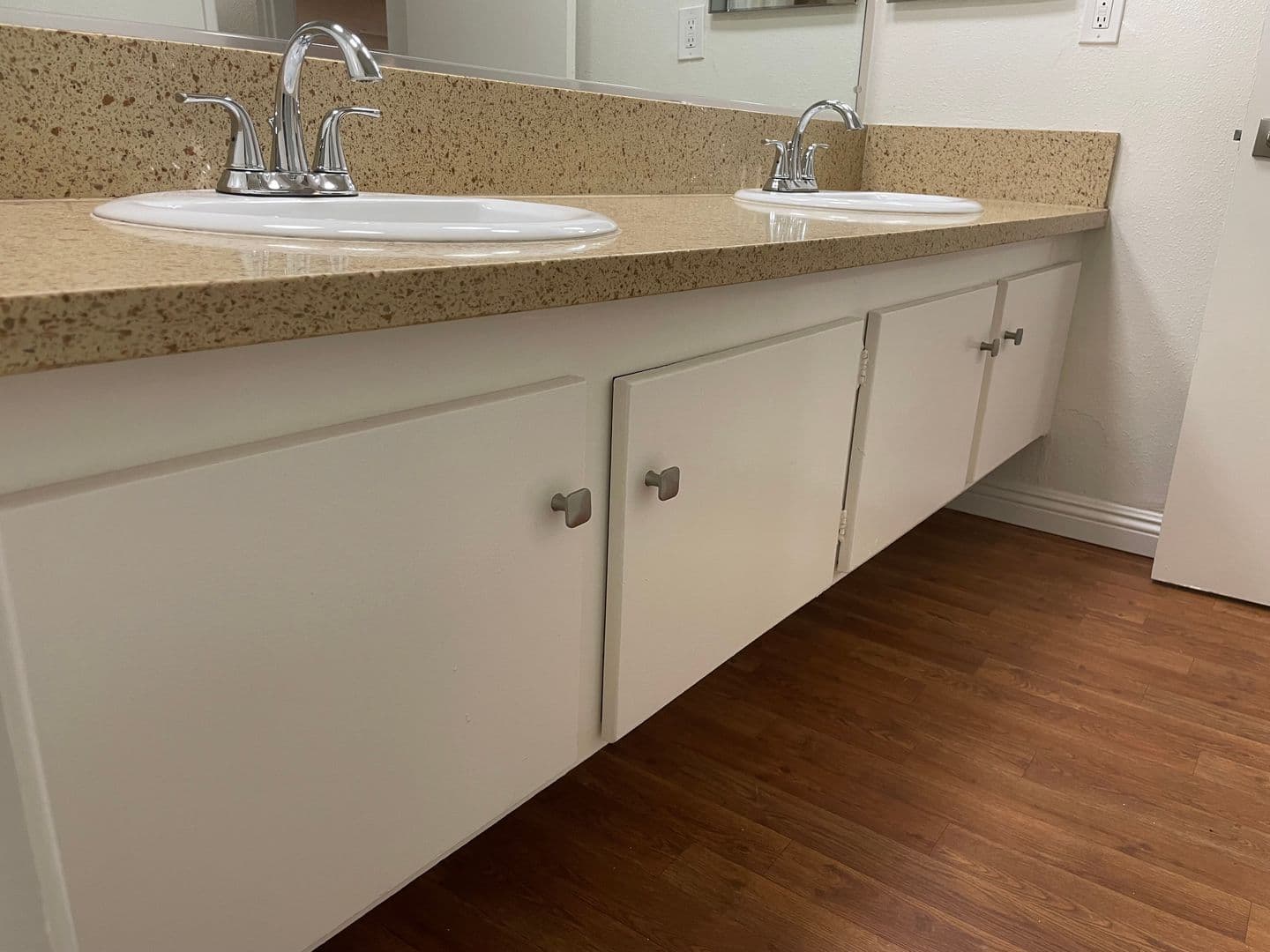 Sherman Oaks Apartment: 14400 Addison St.