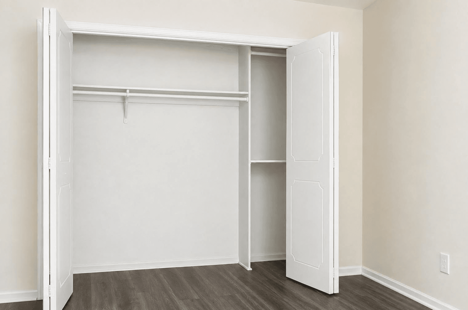 Los Angeles Apartment: 433 S. Hobart Blvd.
