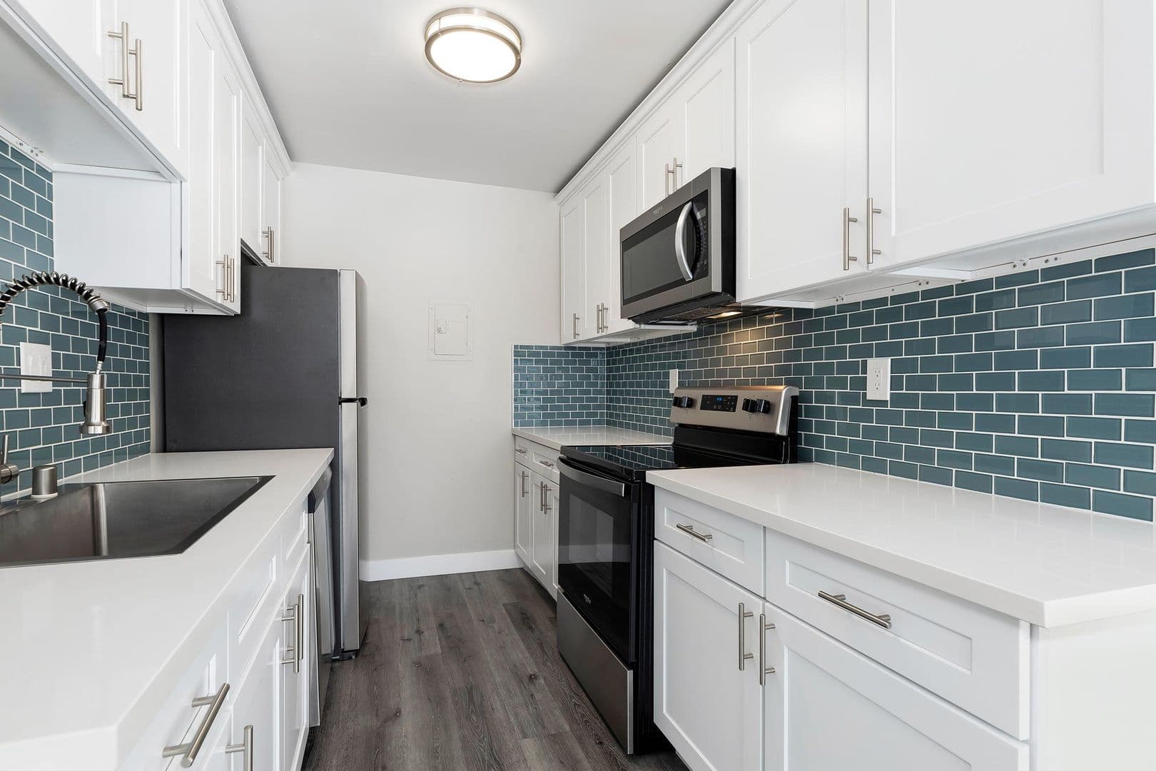 Sherman Oaks Apartment: 14320 Addison St.