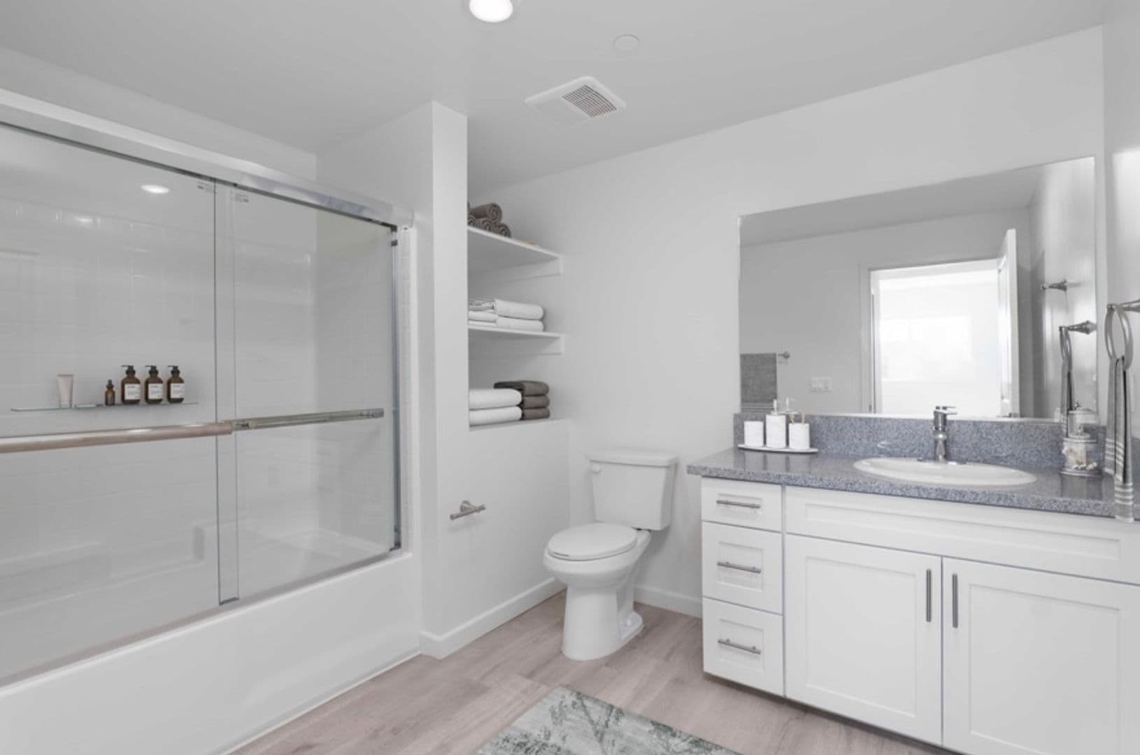 Van Nuys Apartment: 15755 Saticoy St.