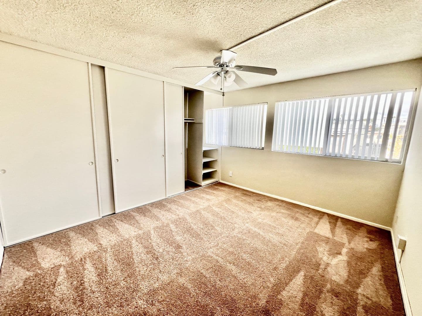 Northridge Apartment: 8830 Etiwanda Ave