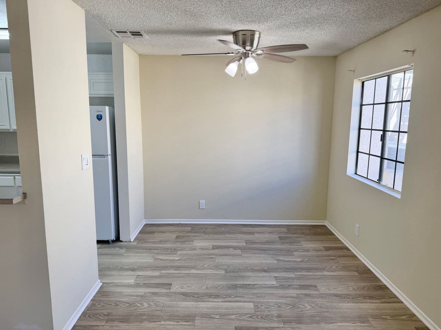 Canoga Park Apartment: 7020  Remmet Ave.
