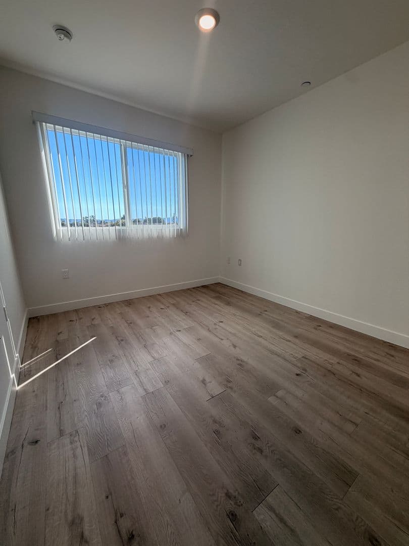 Panorama City Apartment: 14828 Rayen Street