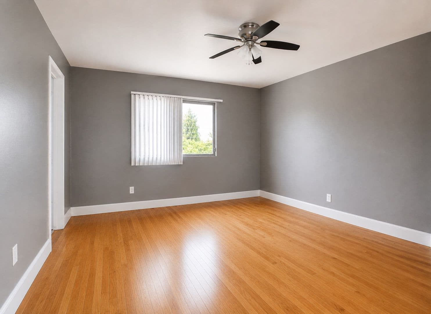 North Hollywood Apartment: 6859-6865 Fulton Ave.