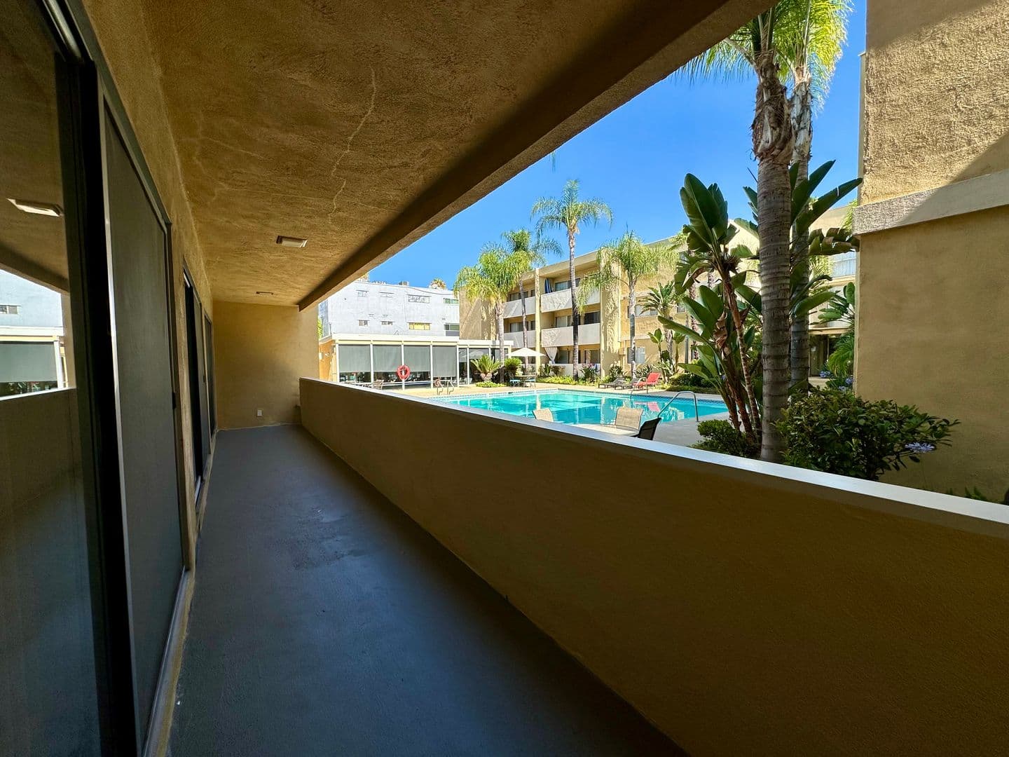 Sherman Oaks Apartment: 14400 Addison St.