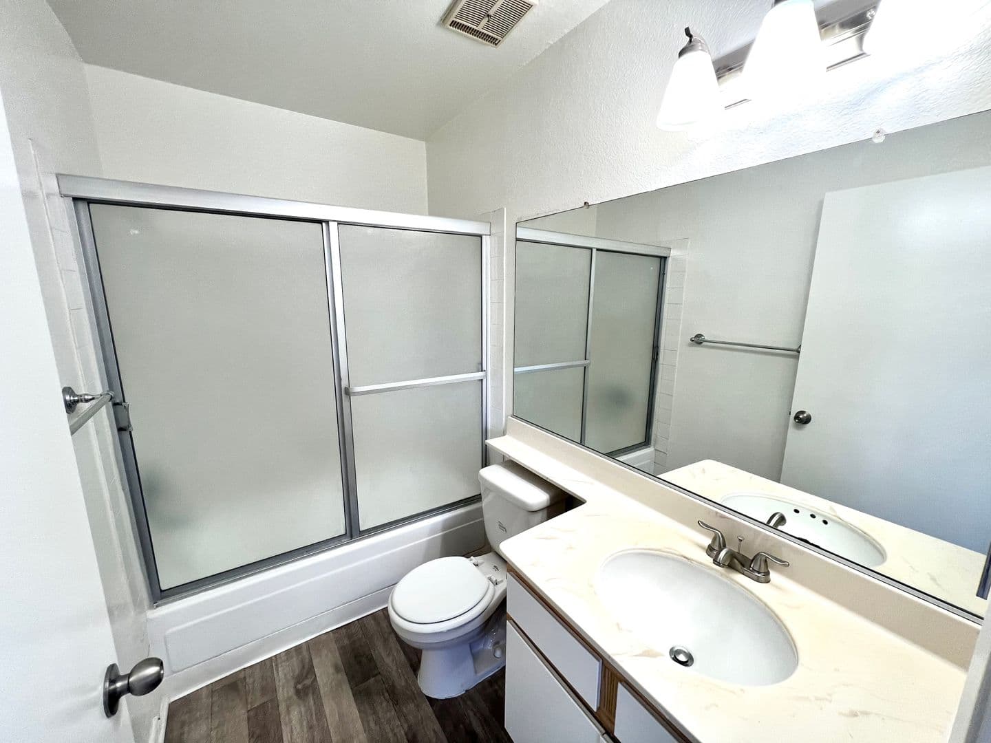 Northridge Apartment: 17710 Lassen Street