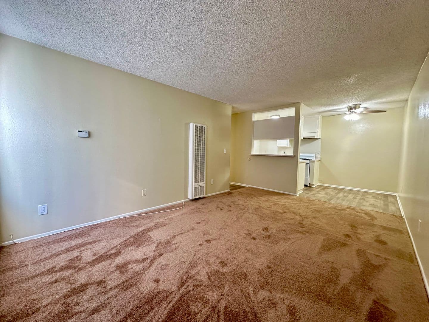 Van Nuys Apartment: 6611 Haskell  Avenue