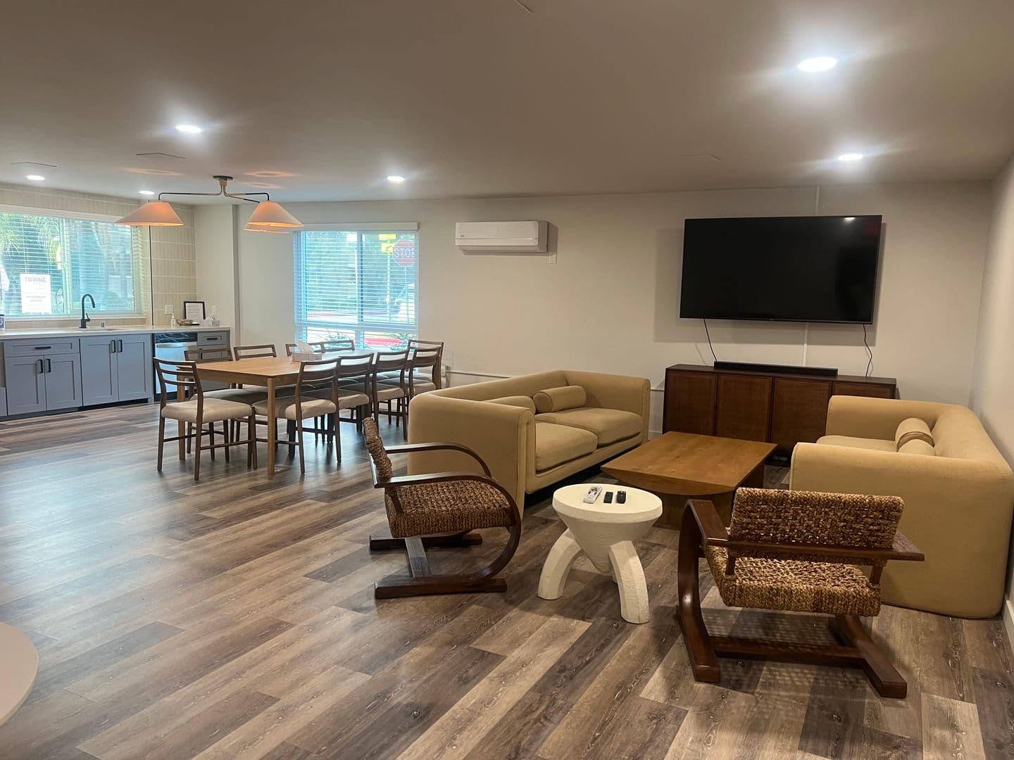 Glendale Apartment: 1636 N. Verdugo Rd.