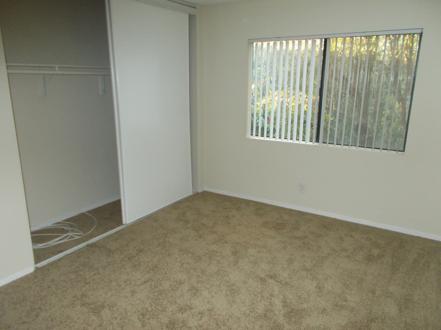 Canoga Park Apartment: 7255 Independence Ave