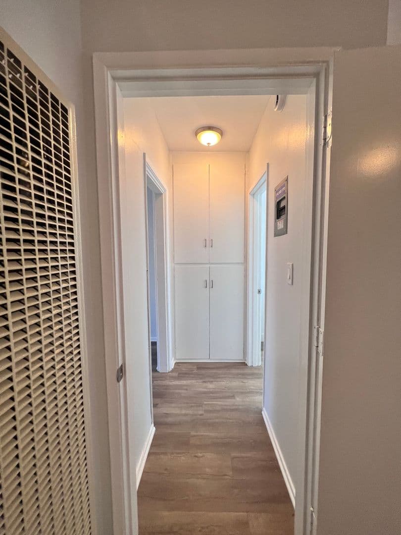 Glendale Apartment: 317 Western Ave