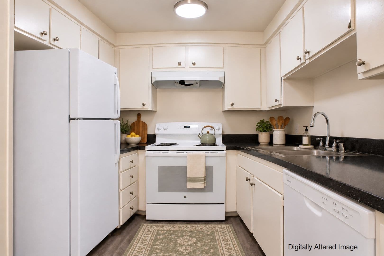 Van Nuys Apartment: 17339 Vanowen Street