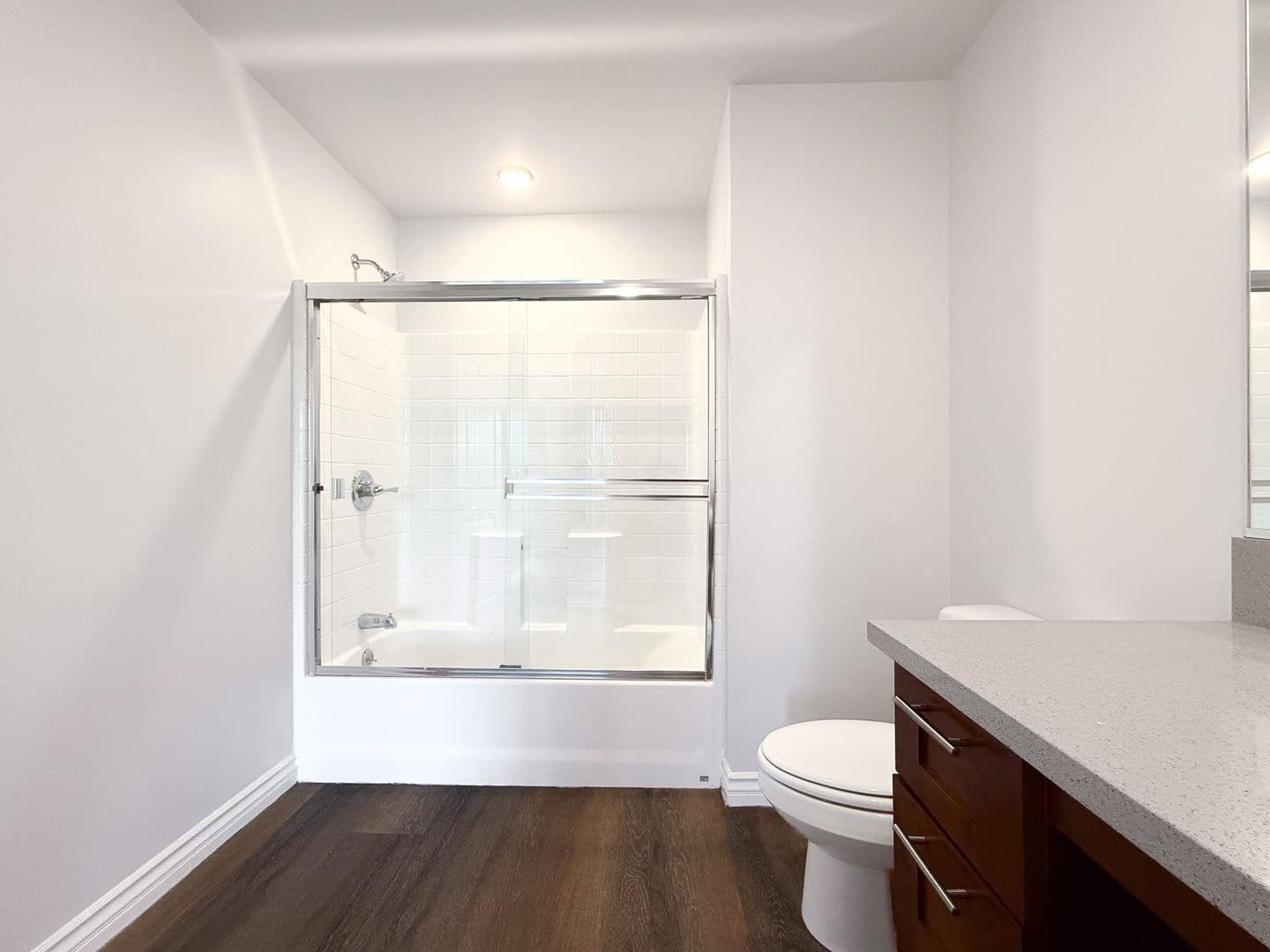 Reseda Apartment: 18711 Sherman Way