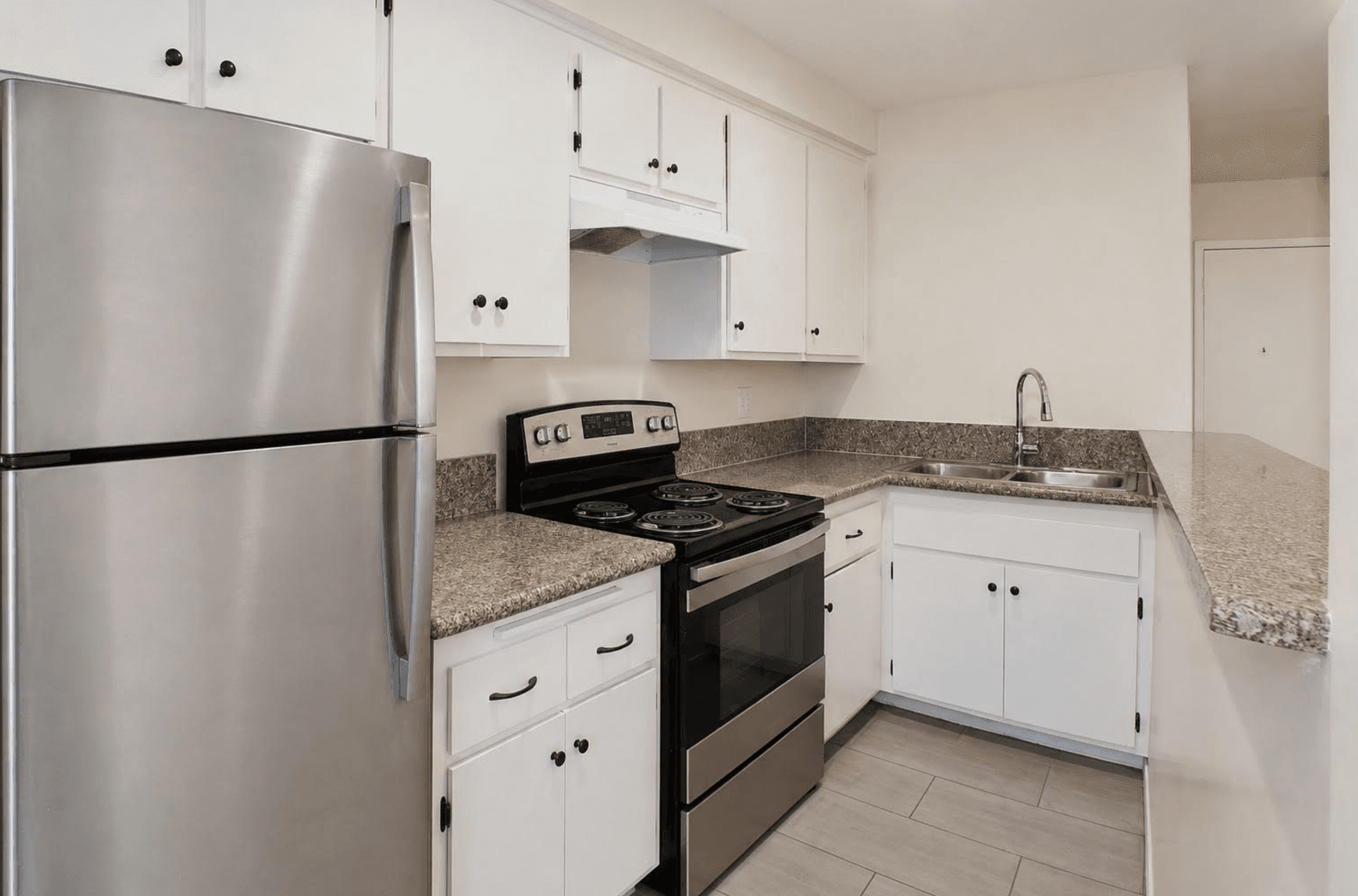Los Angeles Apartment: 433 S. Hobart Blvd.