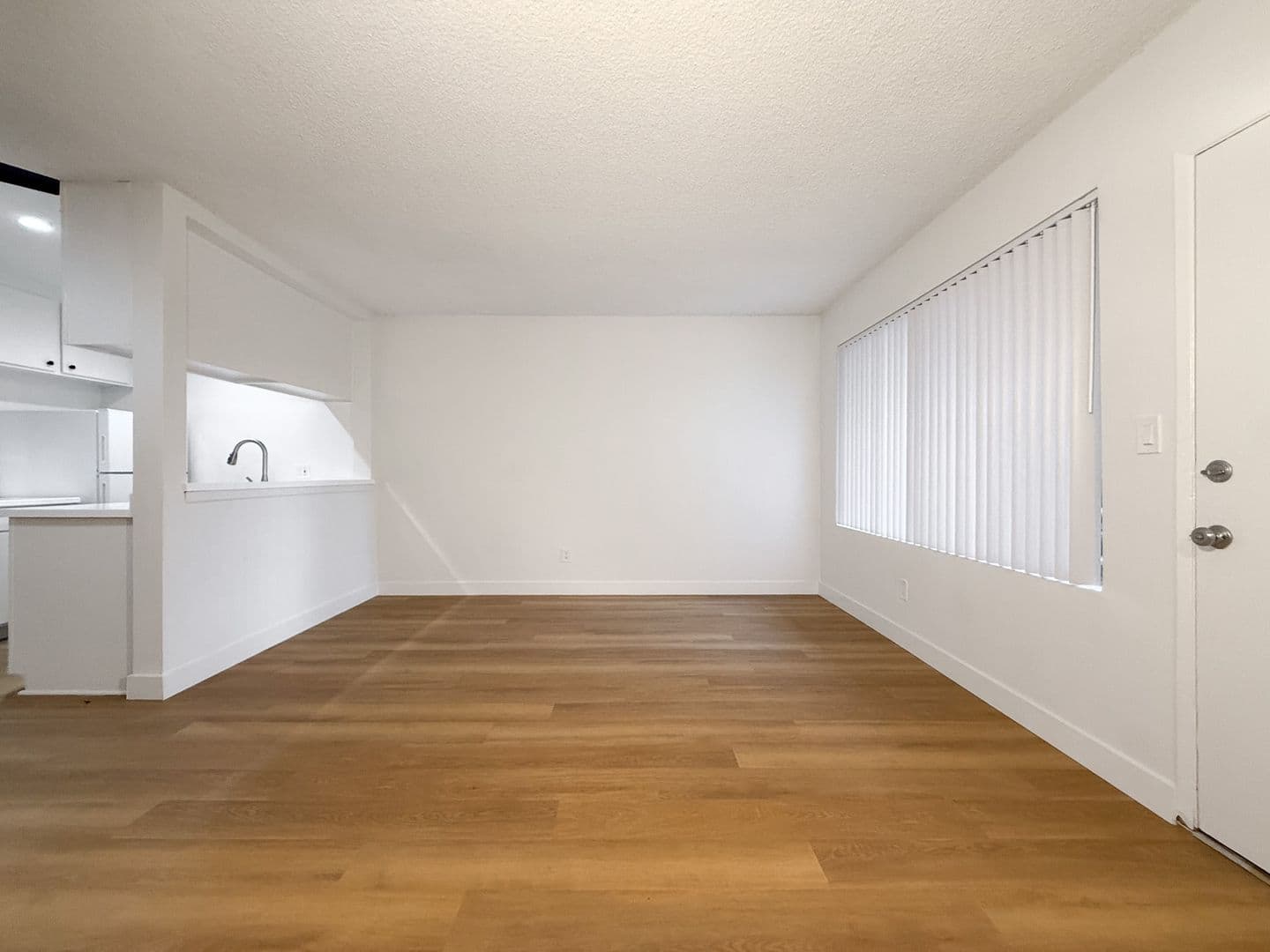 Woodland Hills Apartment: 5480 Quakertown Ave
