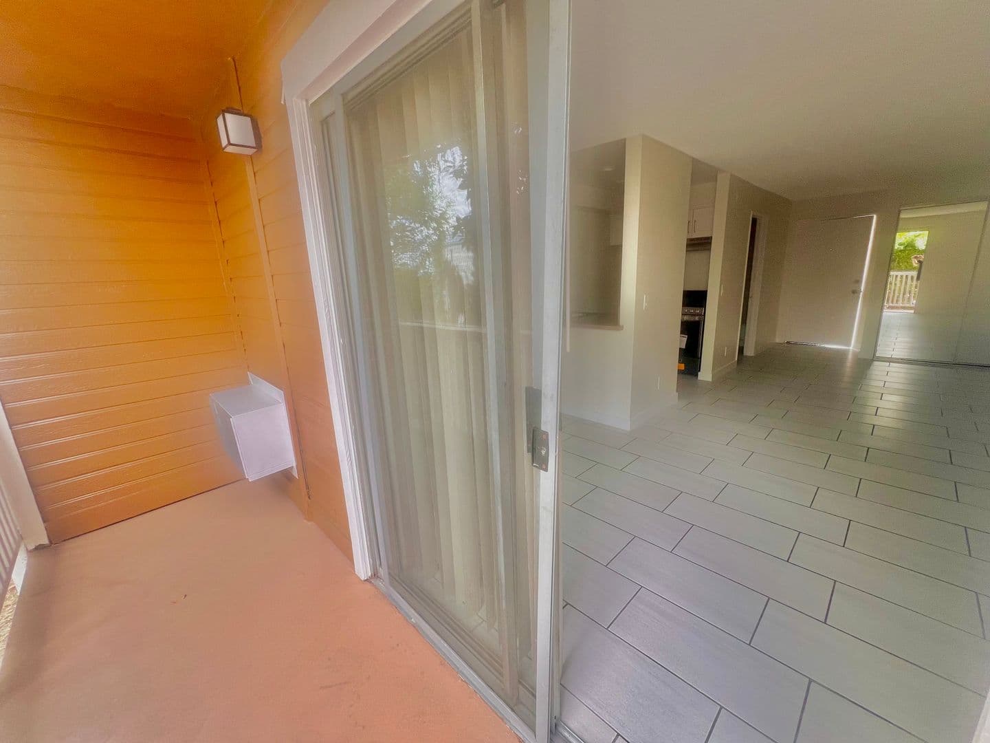Panorama City Apartment: 14695 Parthenia St.