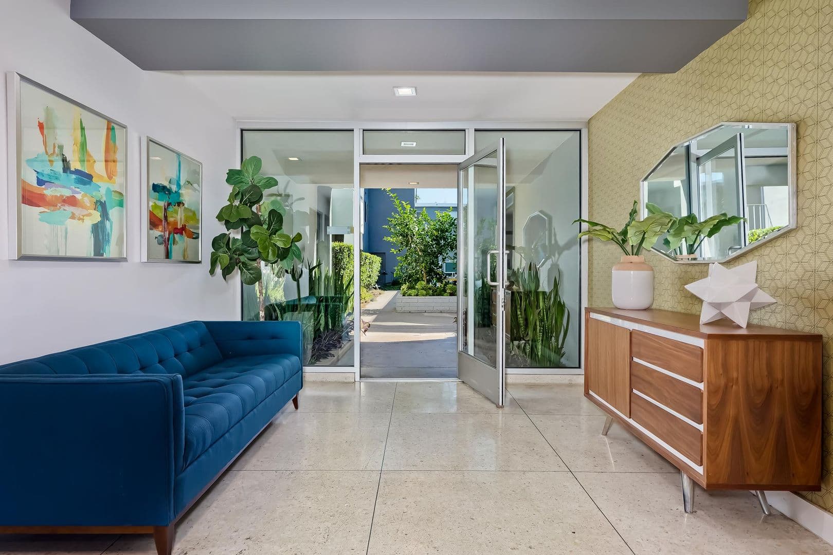 Sherman Oaks Apartment: 14320 Addison St.