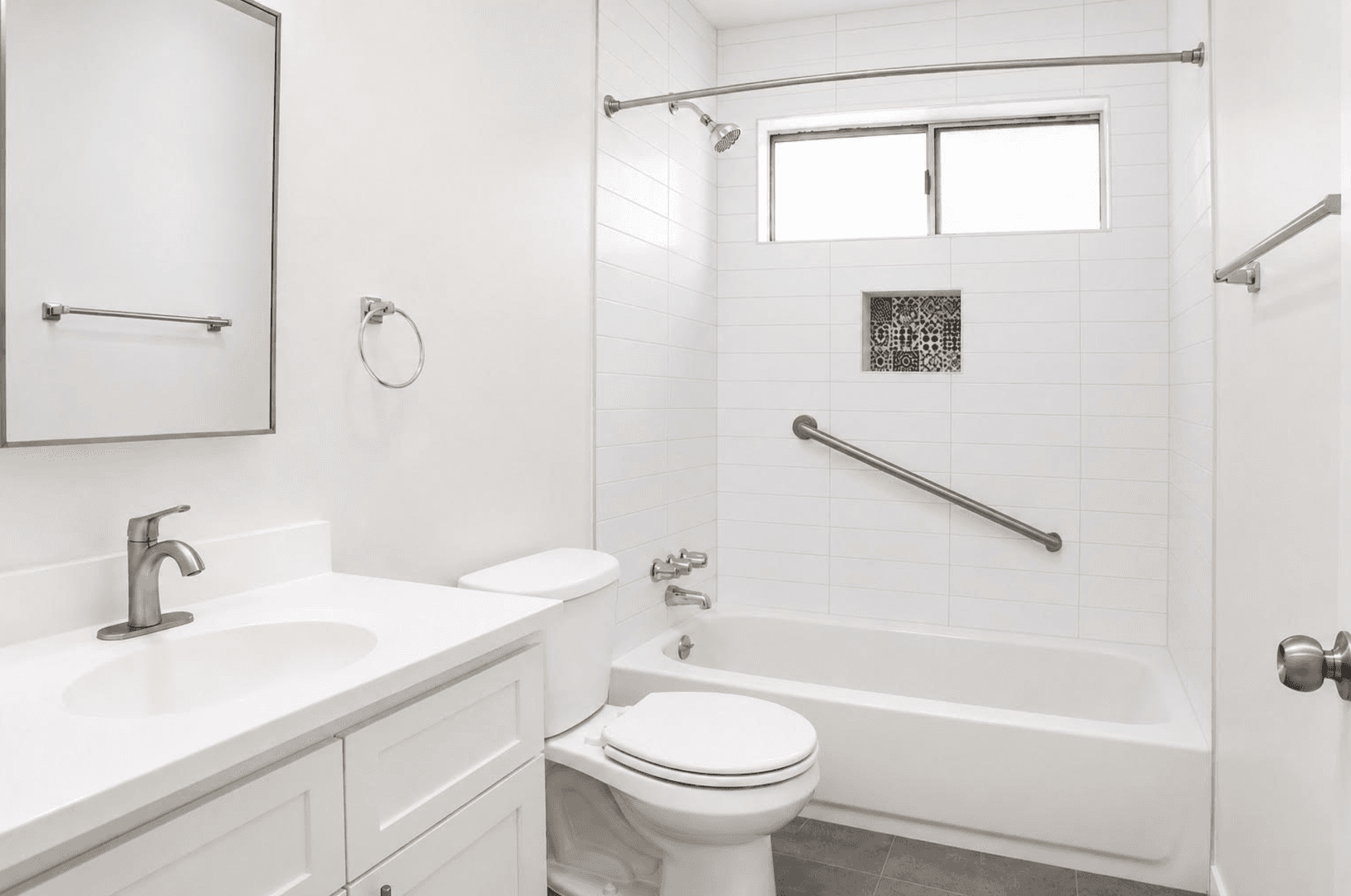 Los Angeles Apartment: 433 S. Hobart Blvd.