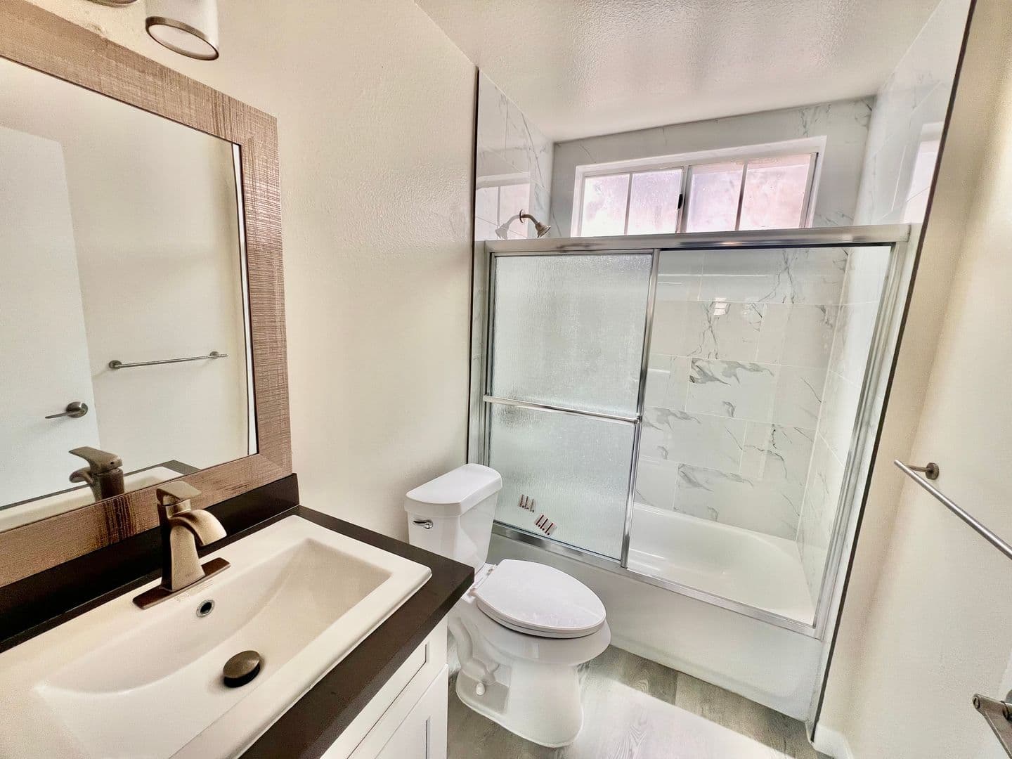 Van Nuys Apartment: 6943 Haskell Ave.