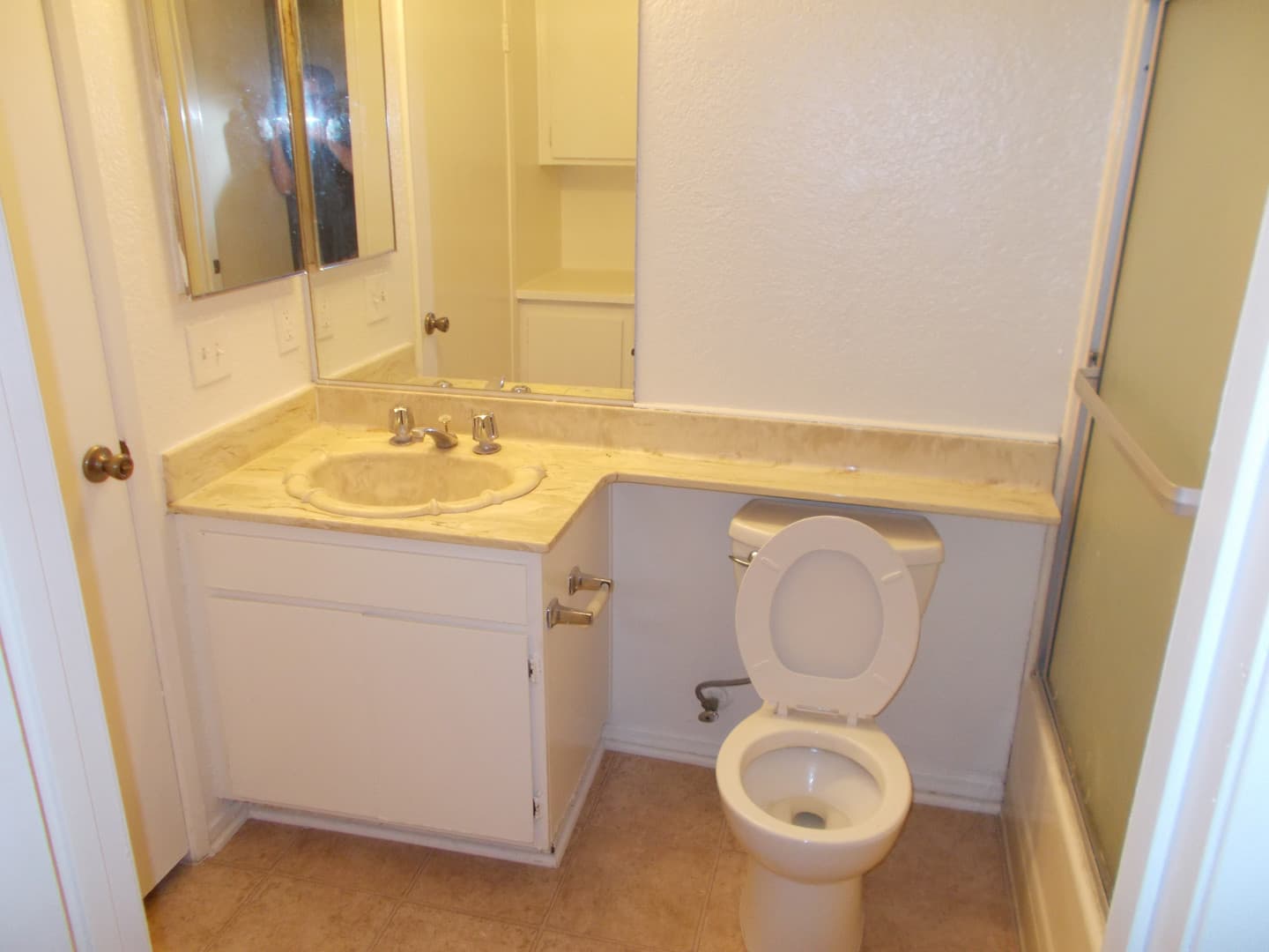 Canoga Park Apartment: 7255 Independence Ave