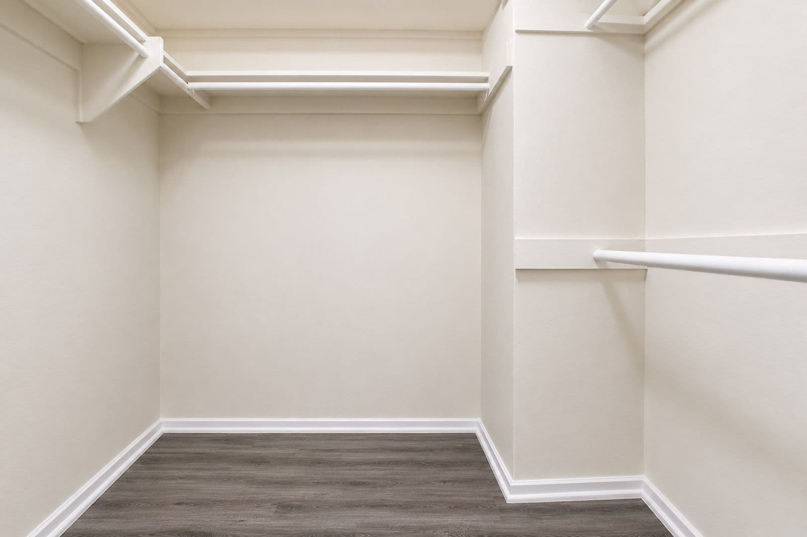 Northridge Apartment: 18100 Roscoe Blvd.