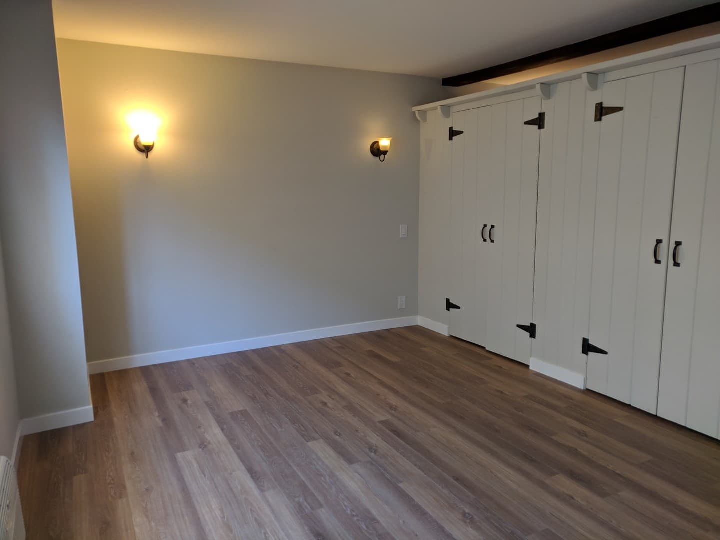 Los Angeles Apartment: 1821-1835 Canyon Drive