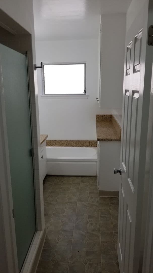 West Hollywood Apartment: 1031-1037 N. Ogden Drive