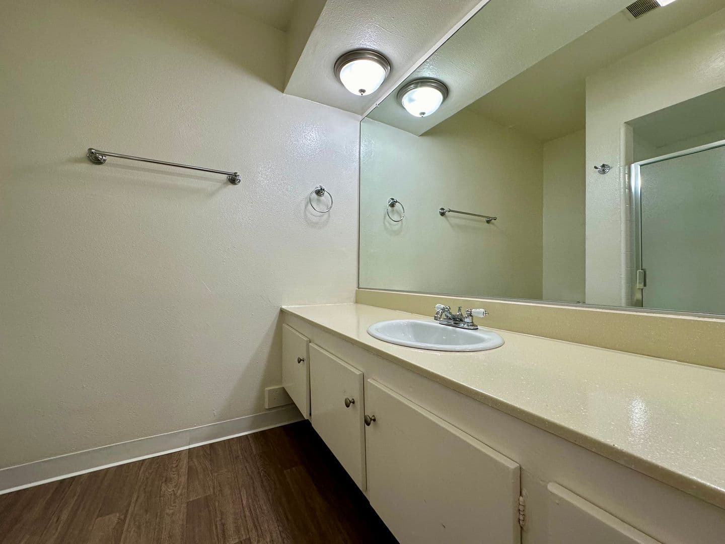 Sherman Oaks Apartment: 14400 Addison St.