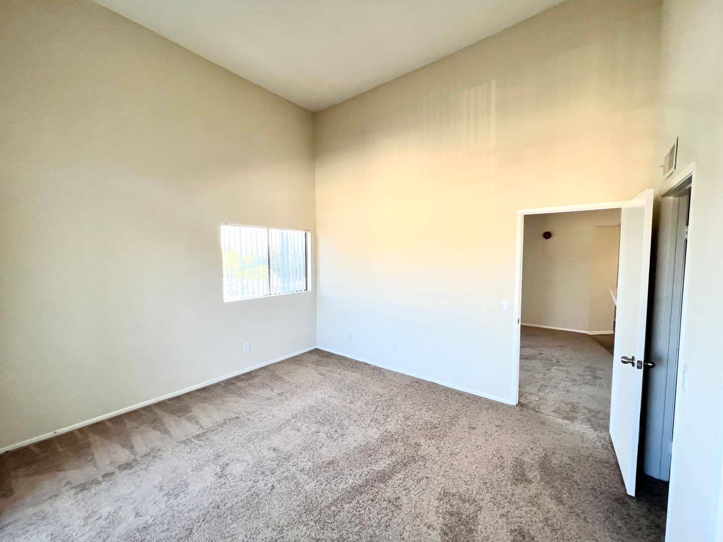 Northridge Apartment: 17710 Lassen Street