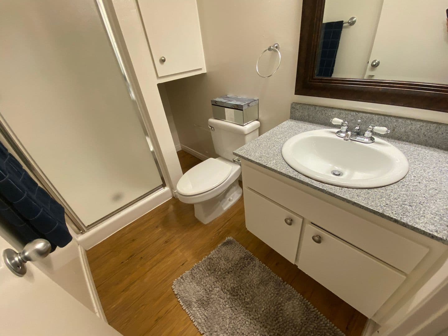 Tarzana Apartment: 18339-18347 Collins St