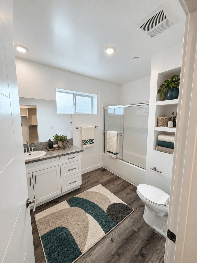 North Hills Apartment: 8435 Orion Avenue