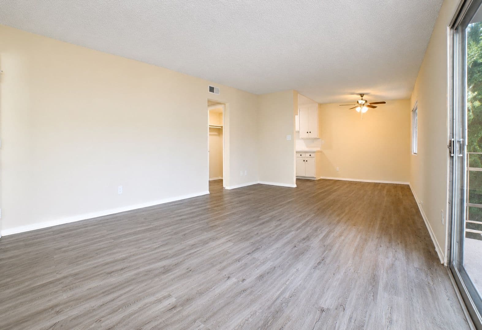 Northridge Apartment: 18100 Roscoe Blvd.