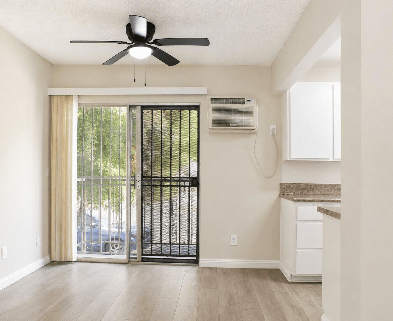 Los Angeles Apartment: 433 S. Hobart Blvd.