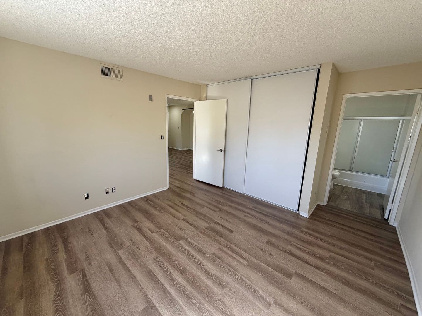 Canoga Park Apartment: 7020  Remmet Ave.