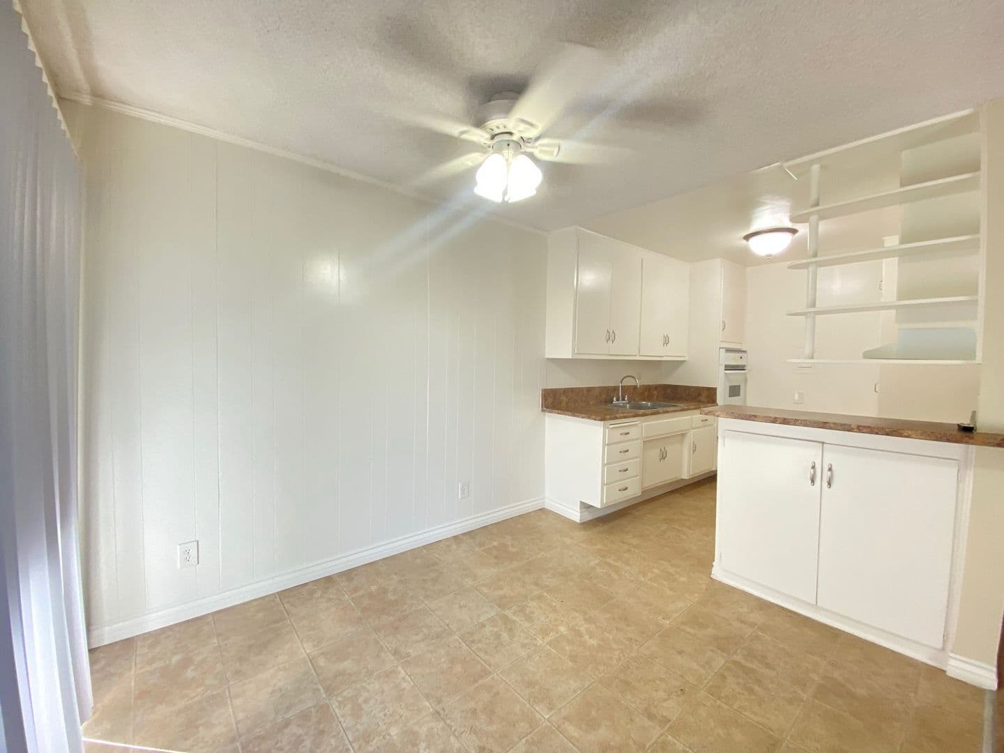 Northridge Apartment: 8830 Etiwanda Ave