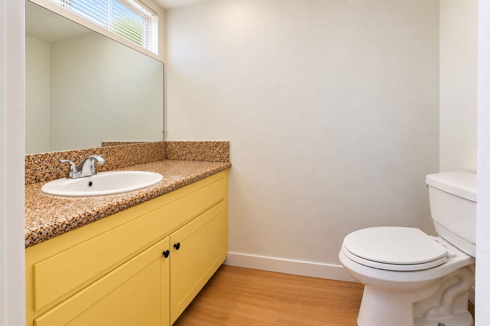 Panorama City Apartment: 14696 Rayen Street