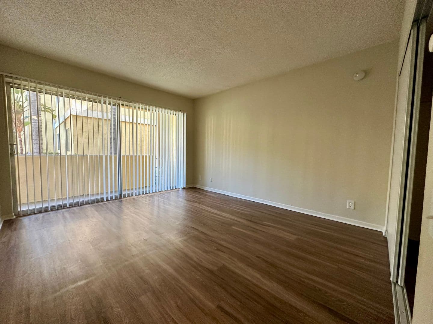 Sherman Oaks Apartment: 14400 Addison St.