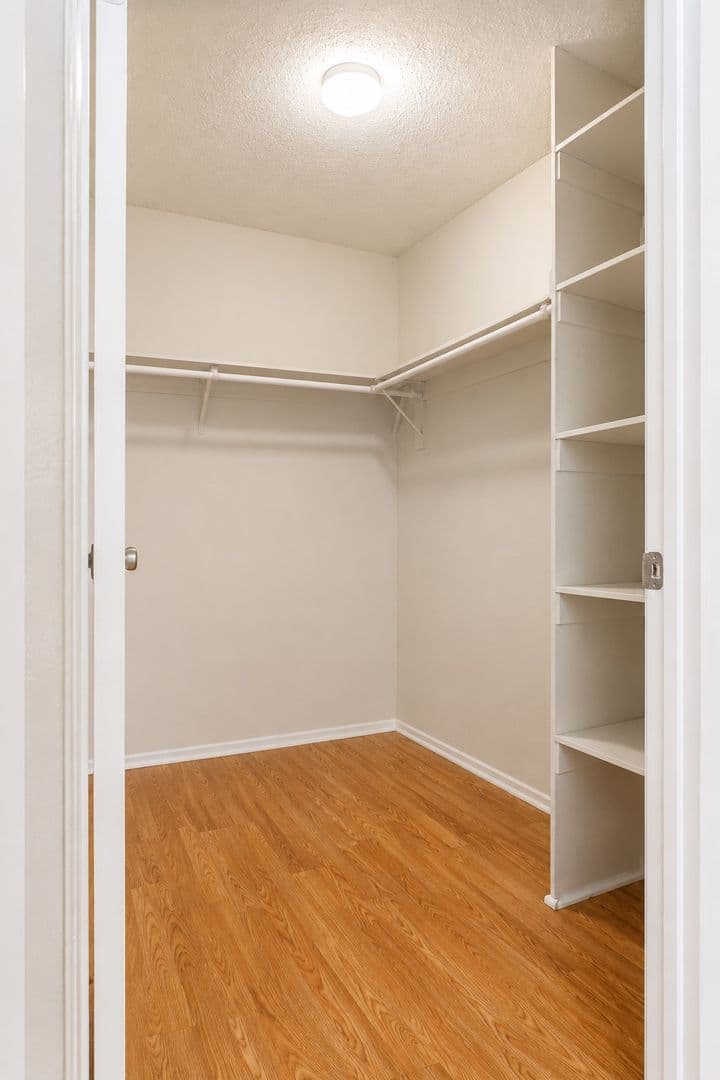 Mission Hills Apartment: 9939 Sepulveda Blvd