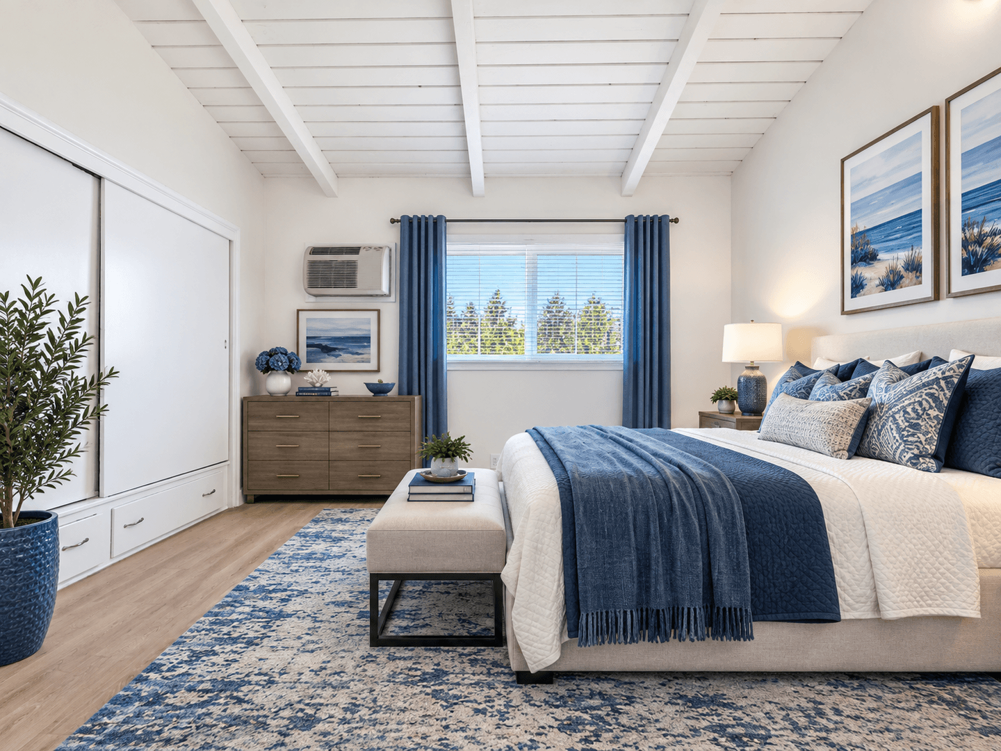 North Hollywood Apartment: 12715-19 Vanowen St.