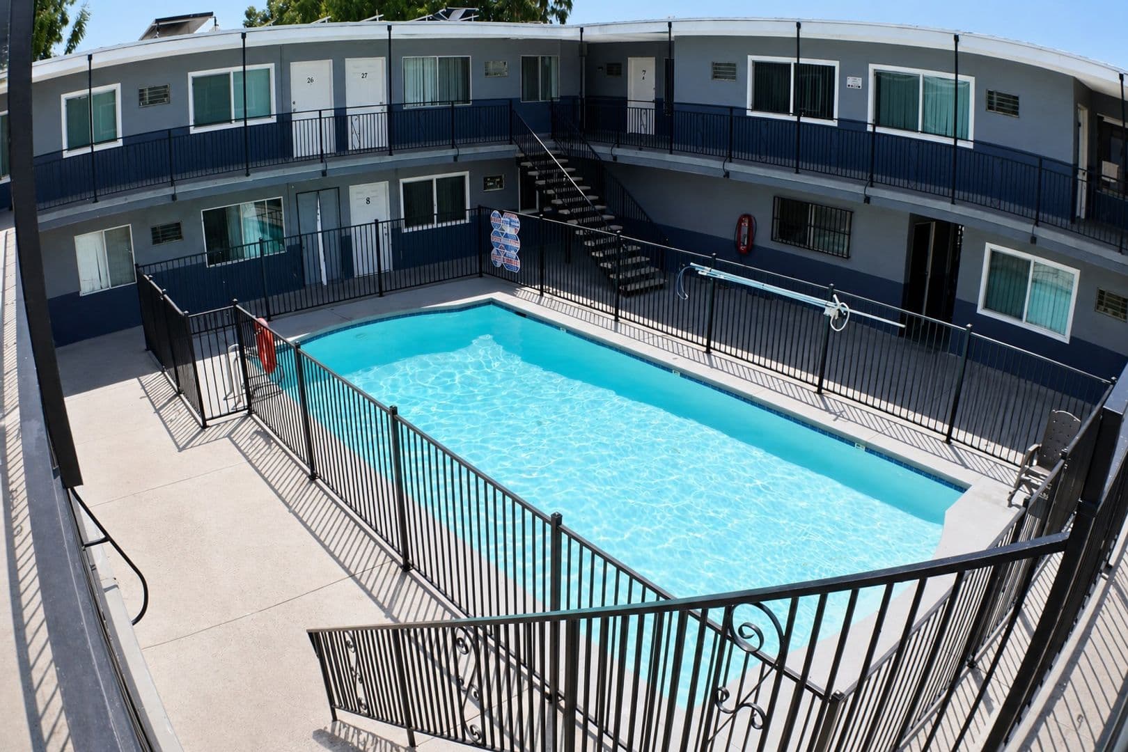 North Hills Apartment: 8615 Columbus Ave.