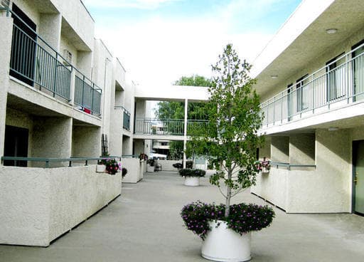 Northridge Apartment: 17841 Lassen Street