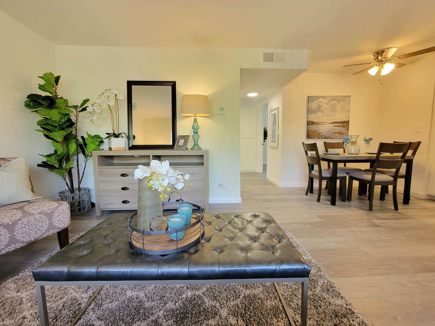 Northridge Apartment: 8808 Darby Ave.