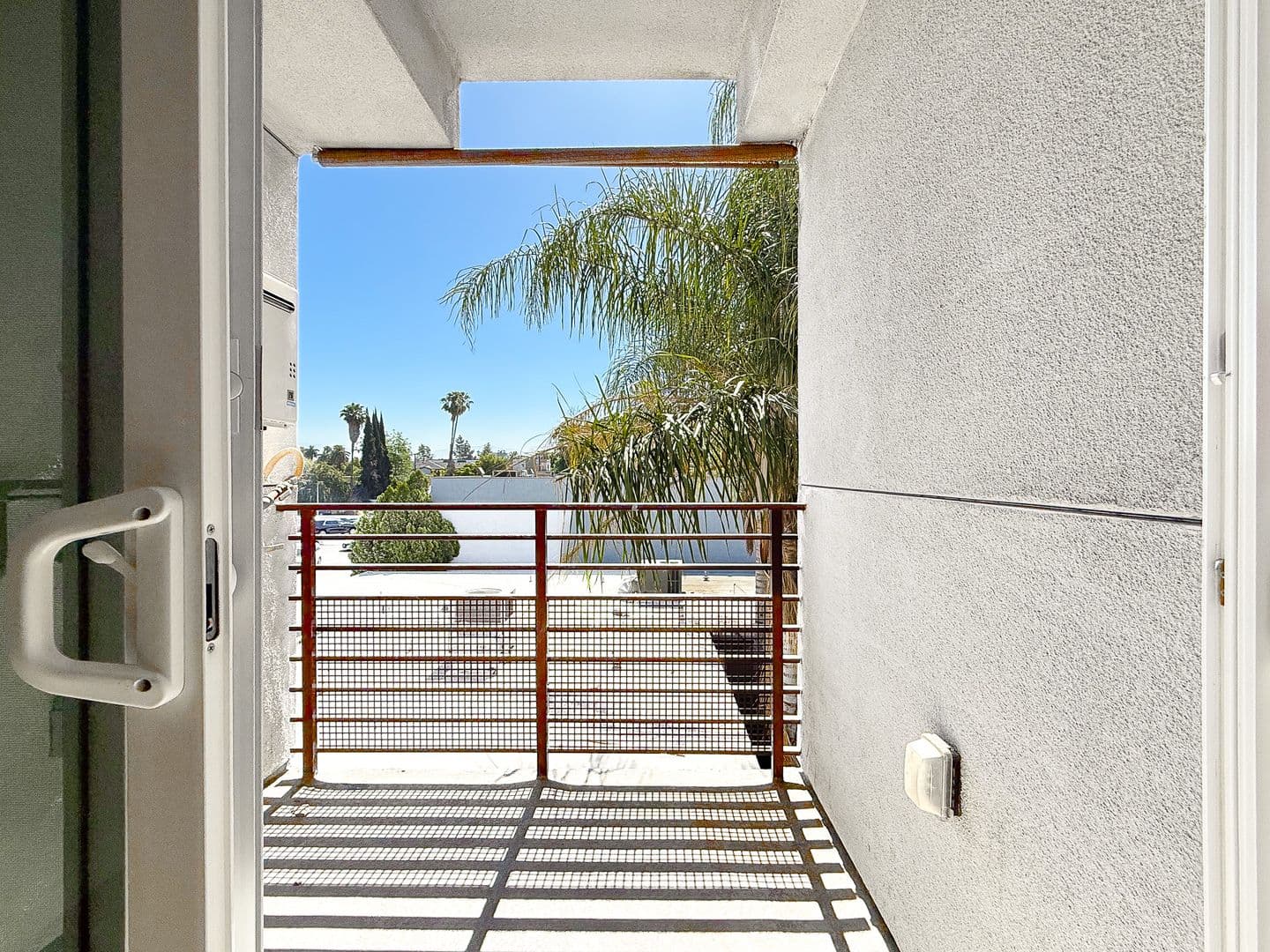 Reseda Apartment: 18711 Sherman Way