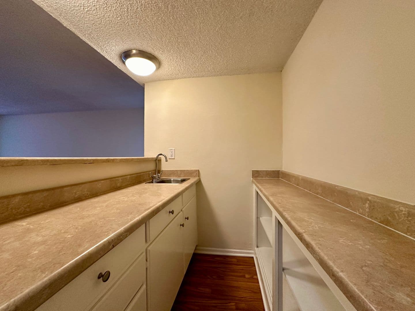 Sherman Oaks Apartment: 14400 Addison St.