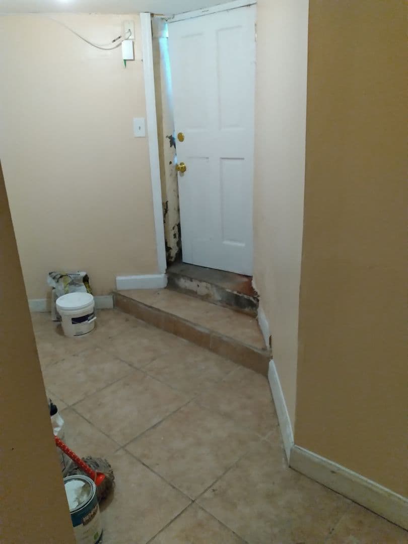 Newark Apartment: 48 MLK Blvd