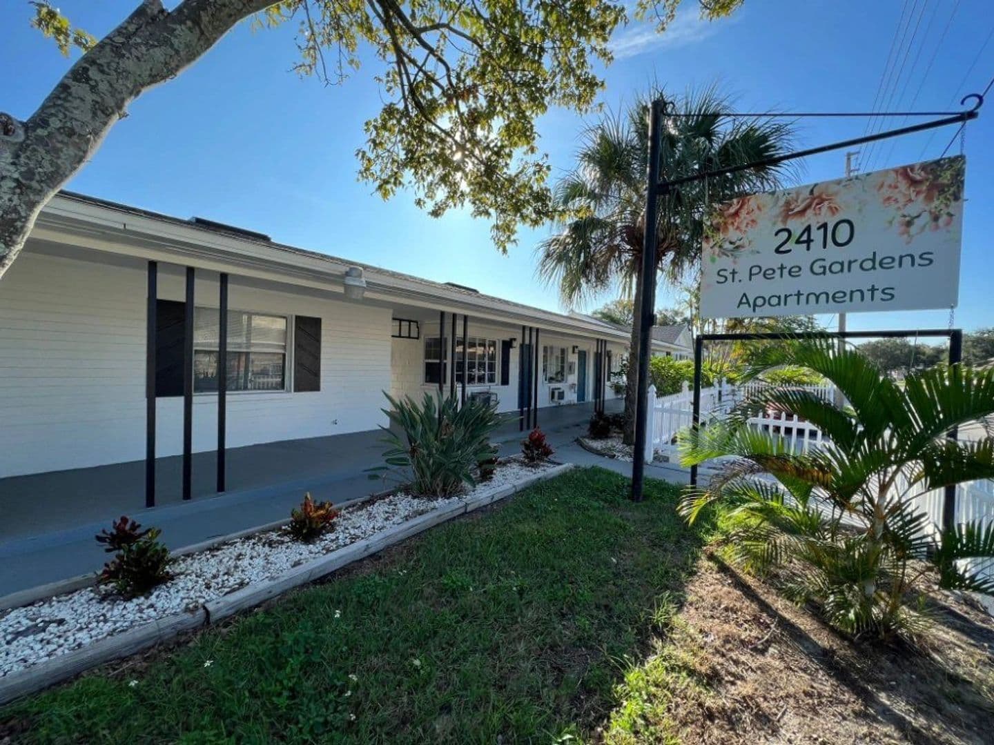 St. Petersburg Apartment: 2410 4th Street S