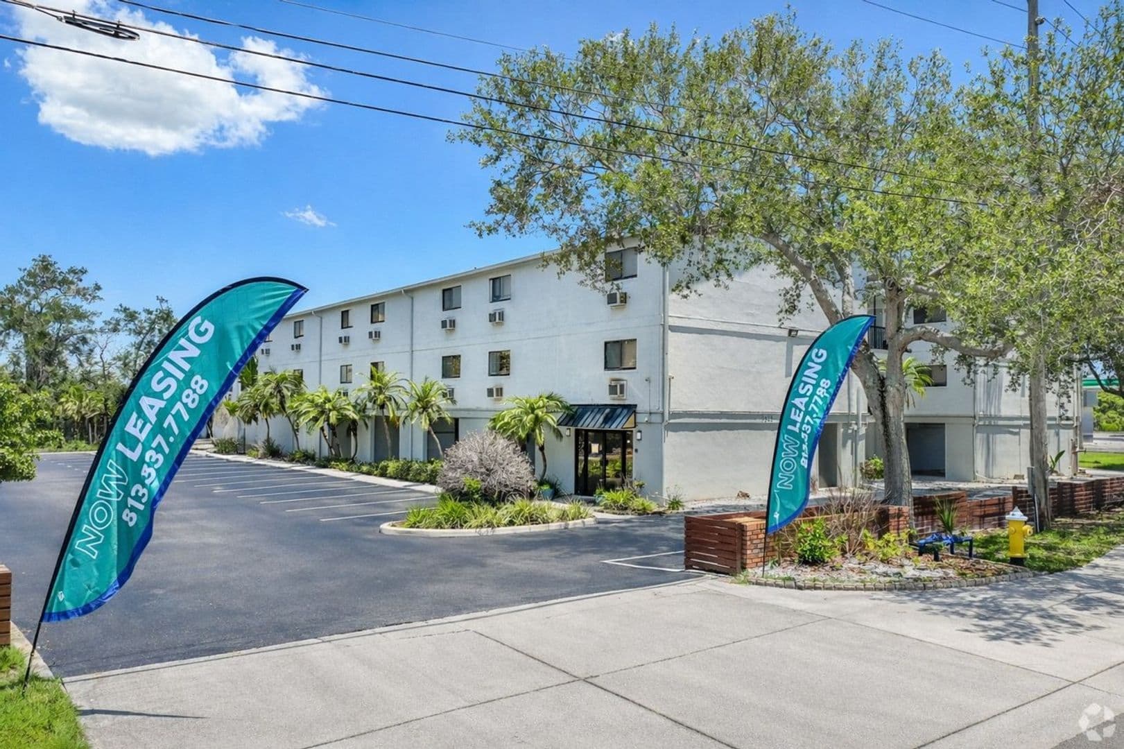 Seminole Apartment: 7525 83rd St N
