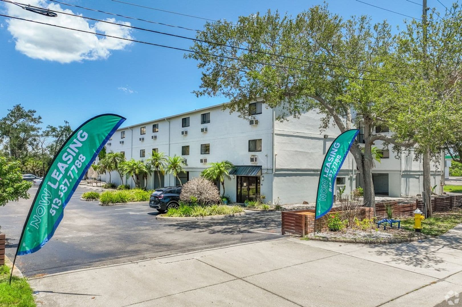 Seminole Apartment: 7525 83rd St N