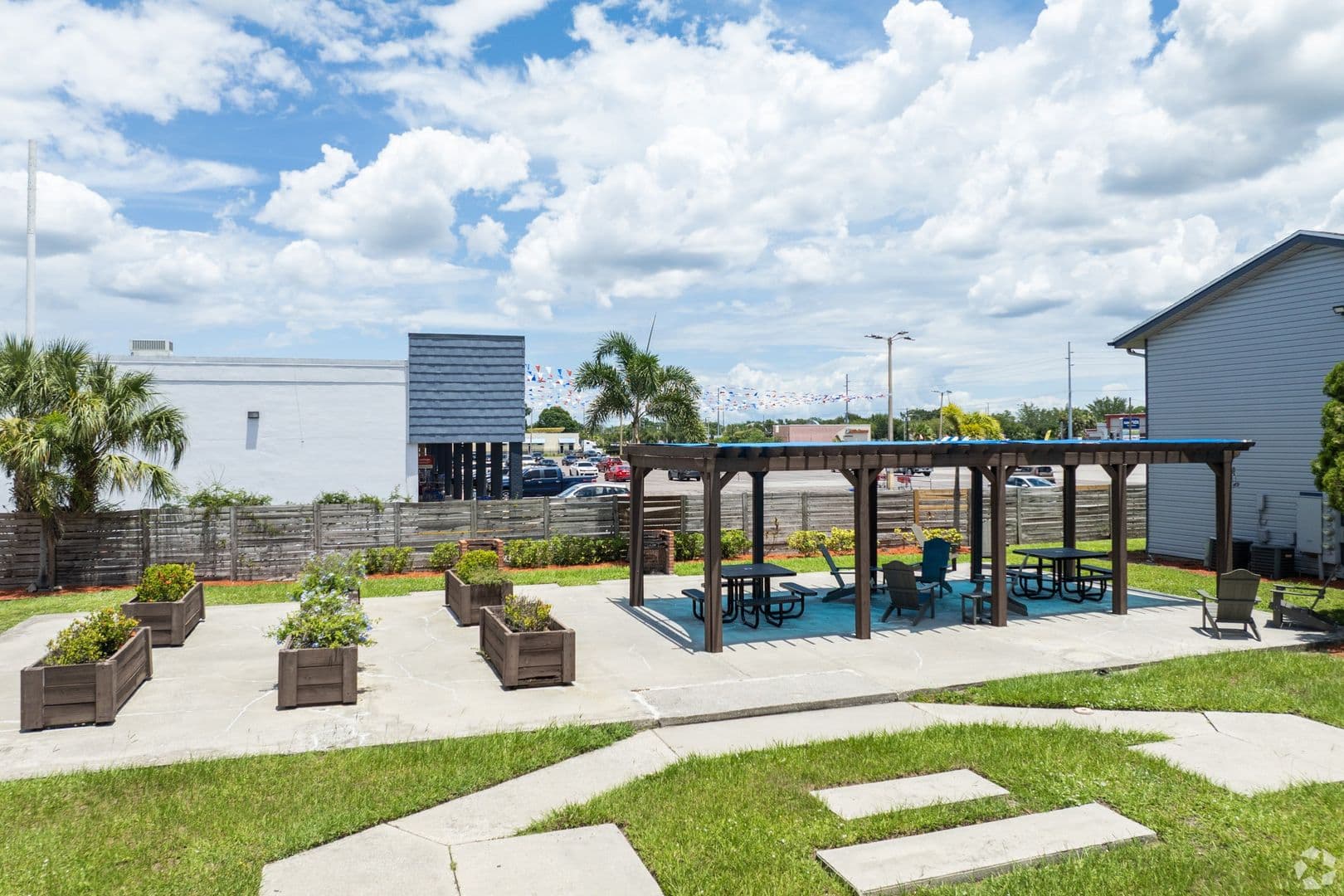 Tampa Apartment: 742 Palm Bay Dr.